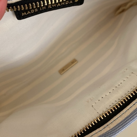 Kate Spade striped wristlet - Picture 5 of 5